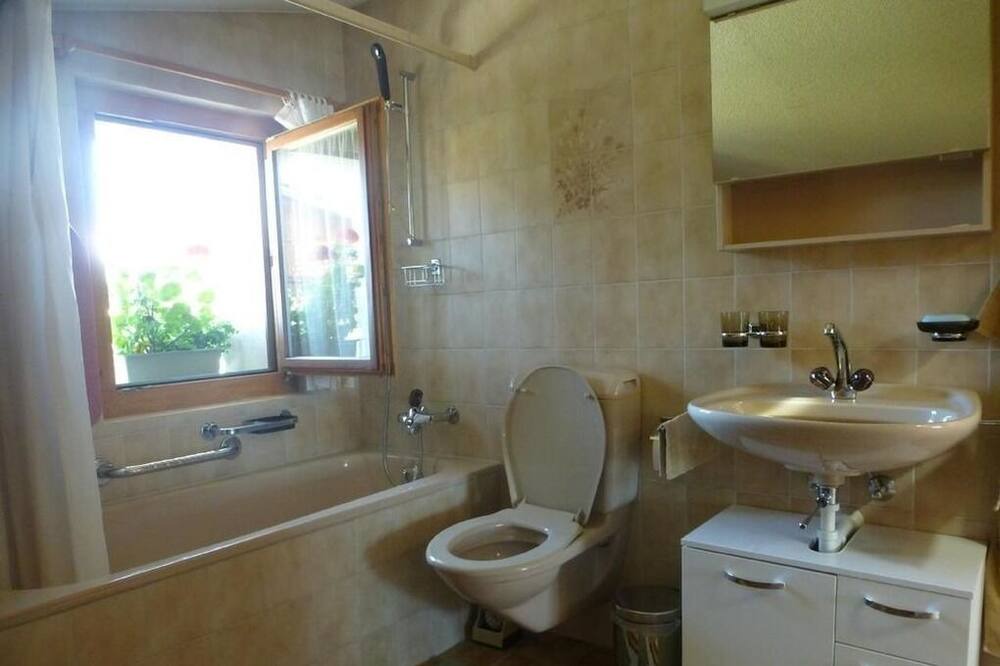 Photo of Bathroom in Amsoldingen