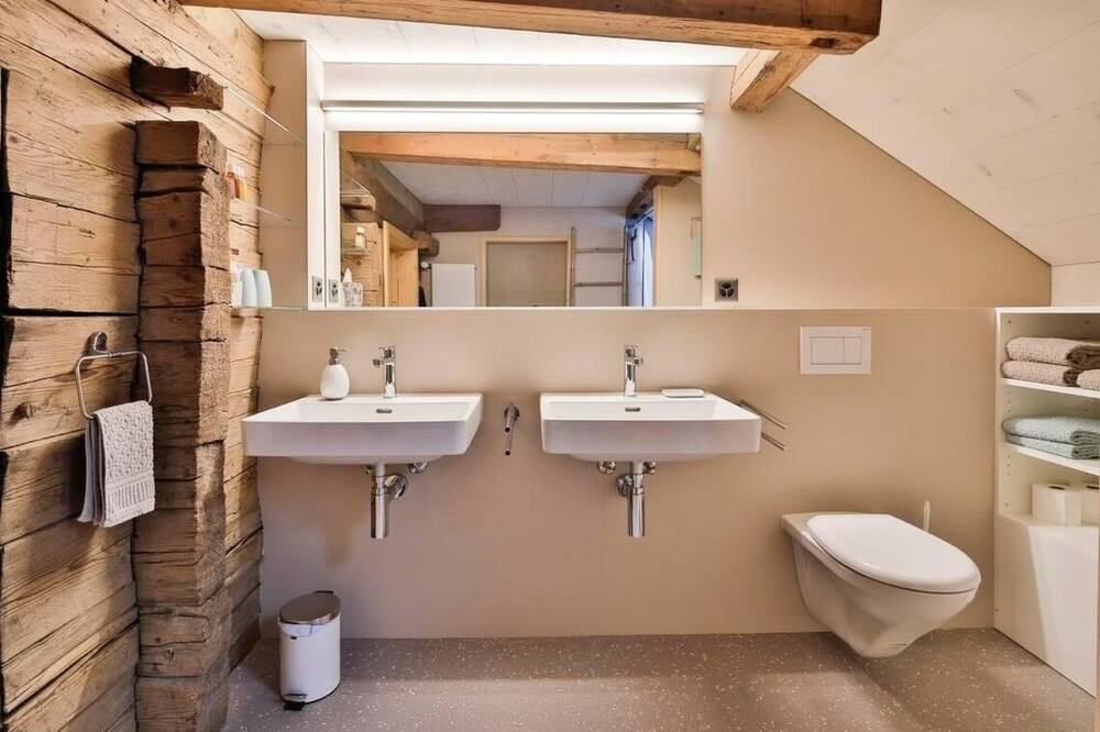 Photo of Bathroom in Krummenau
