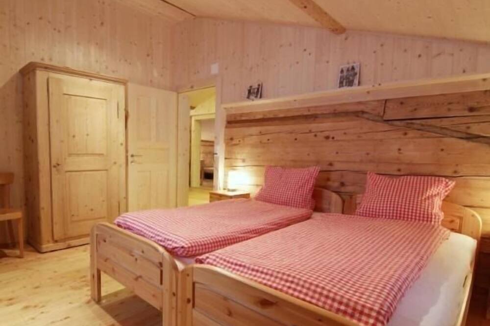 Photo of Bedroom in Tenna