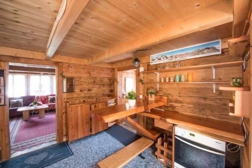Photo of Kitchen in Lungern