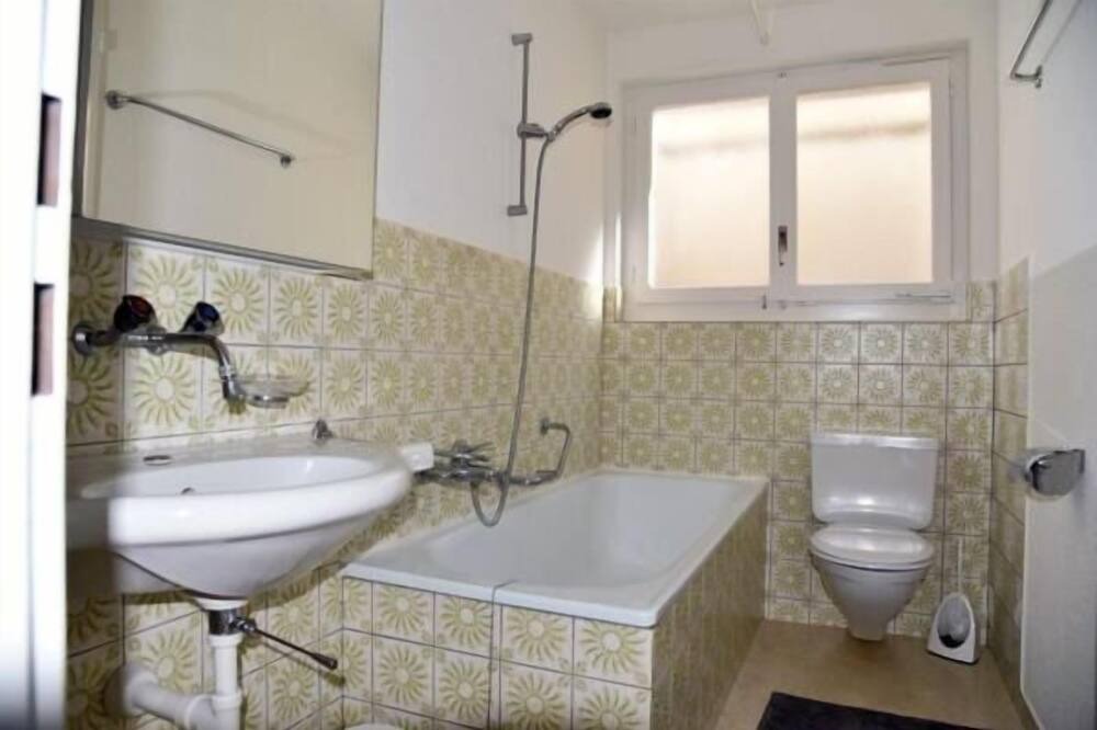 Photo of Bathroom in Dinhard