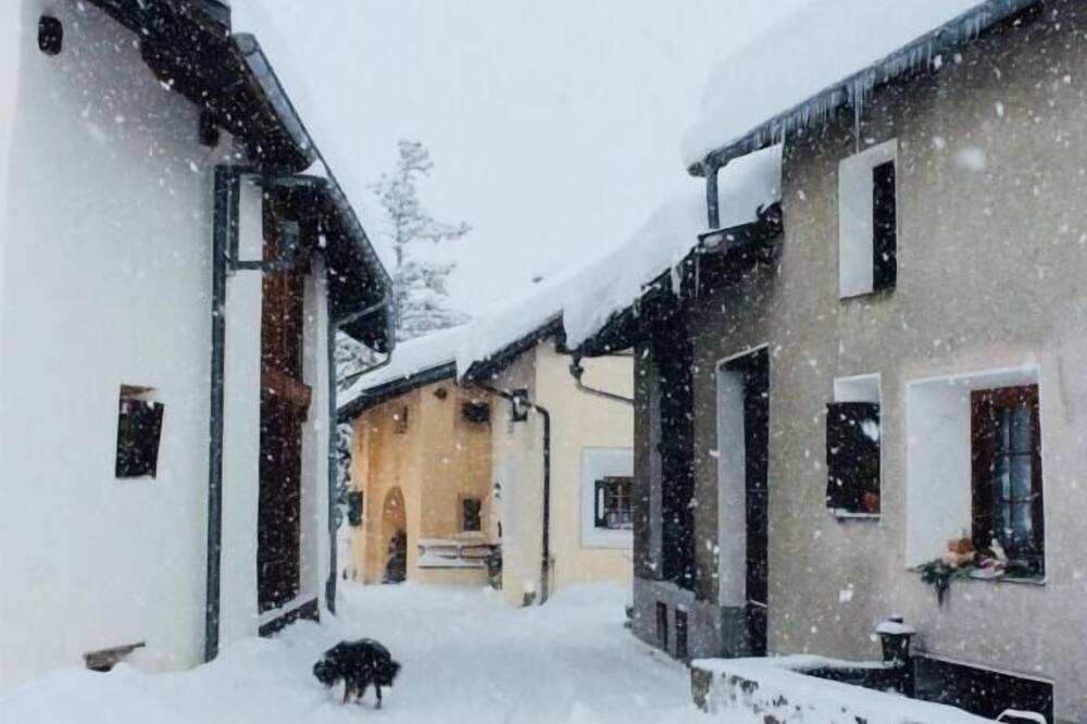 Photo of Outdoor in Bever