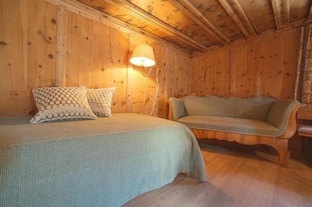 Photo of Bedroom in Bever