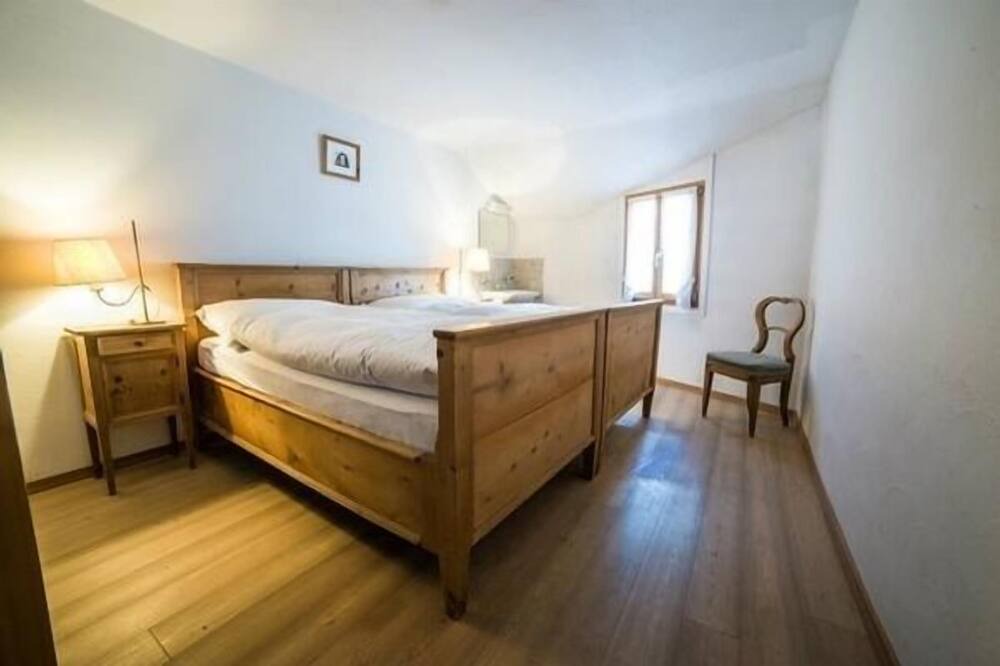 Photo of Bedroom in Bever