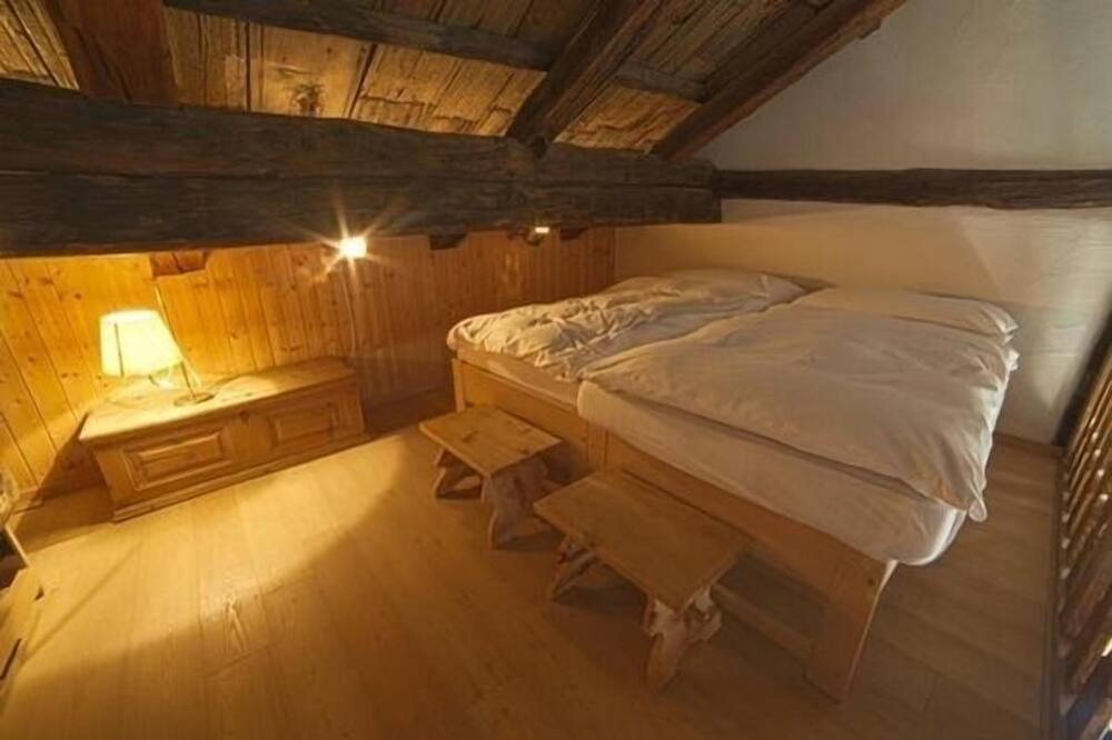 Photo of Bedroom in Bever