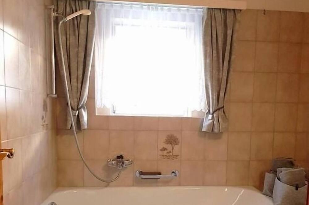 Photo of Bathroom in Ravaisch
