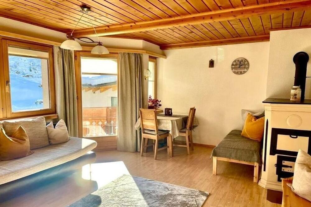 Photo of Livingroom in Ravaisch