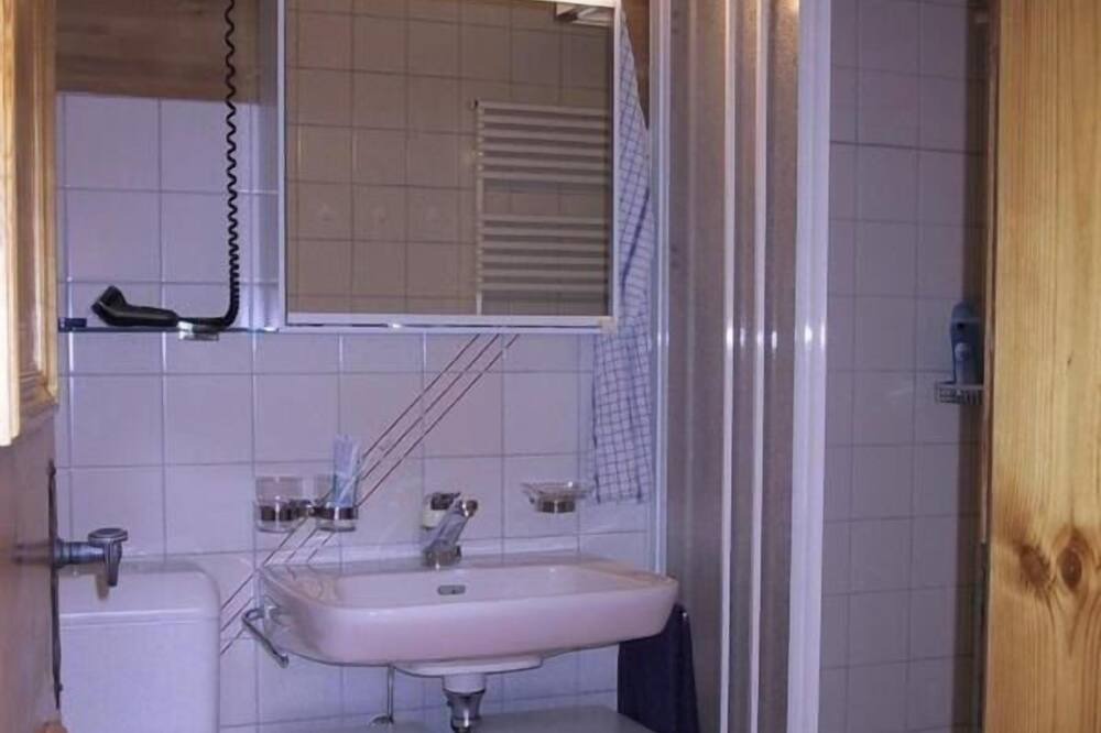 Photo of Bathroom in Ftan