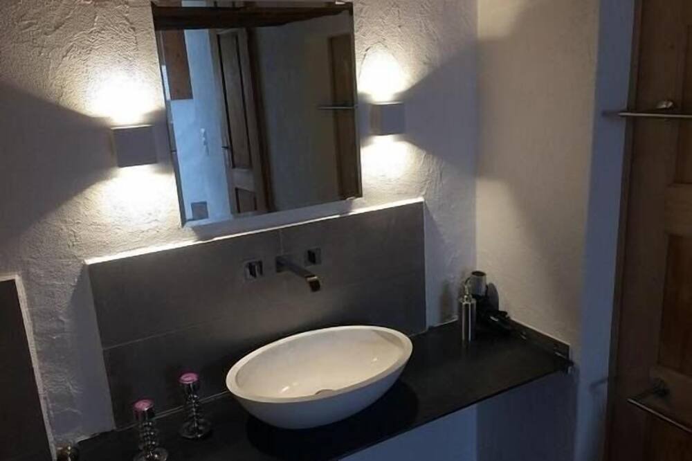 Photo of Bathroom in Poschiavo