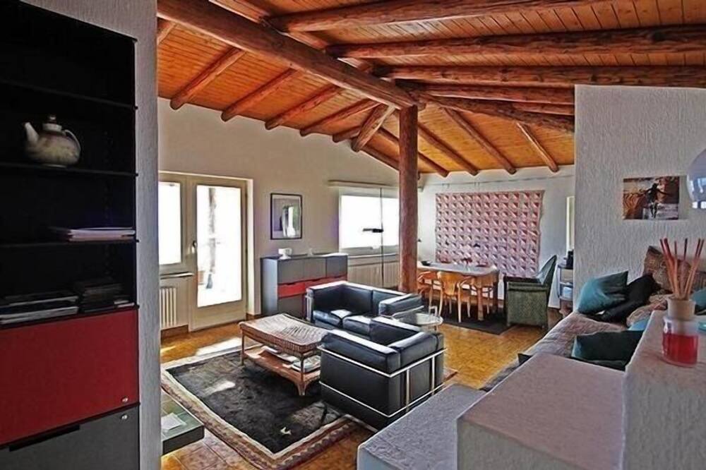 Photo of Livingroom in Porto Ronco
