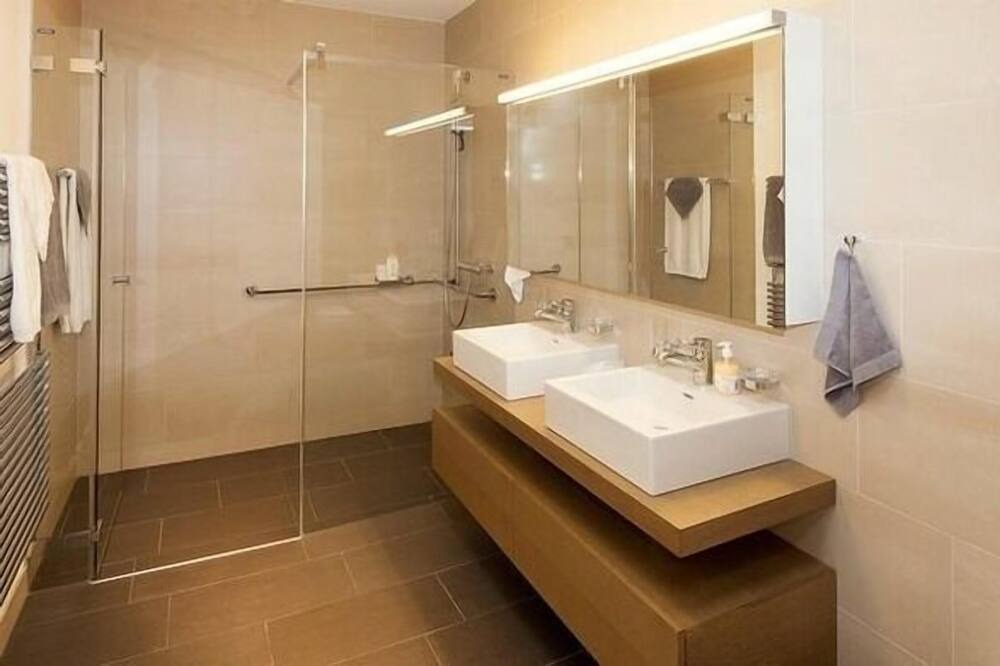 Photo of Bathroom in Meilen District