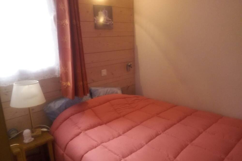 Photo of Bedroom in Bagneres-de-Luchon