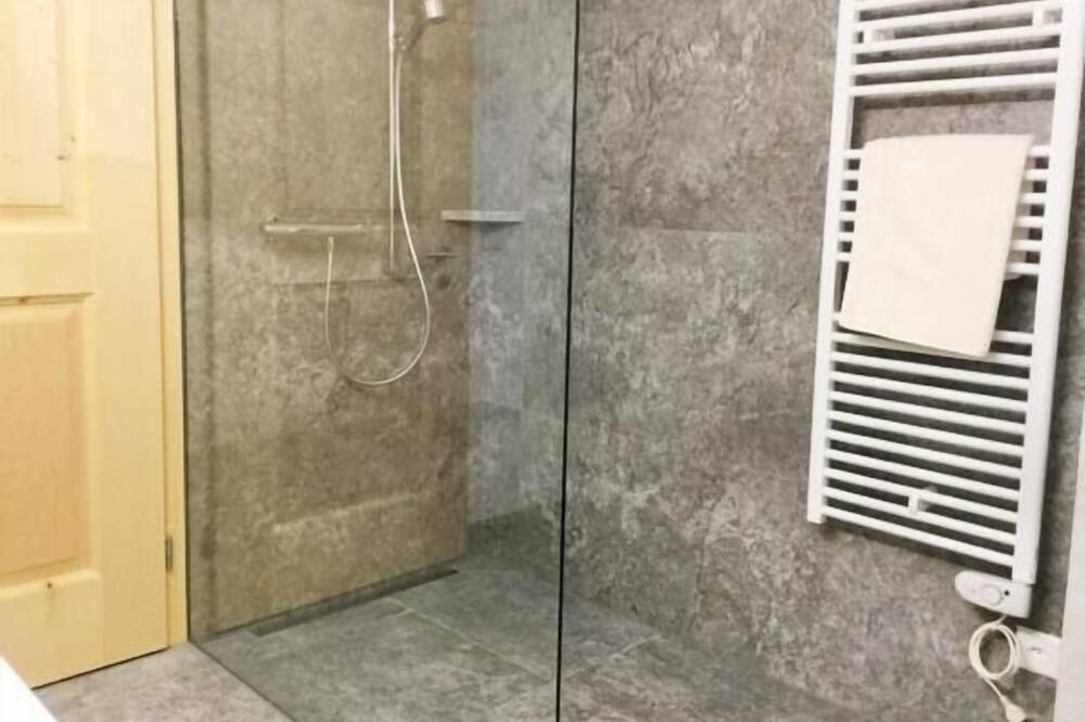 Photo of Bathroom in Guarda