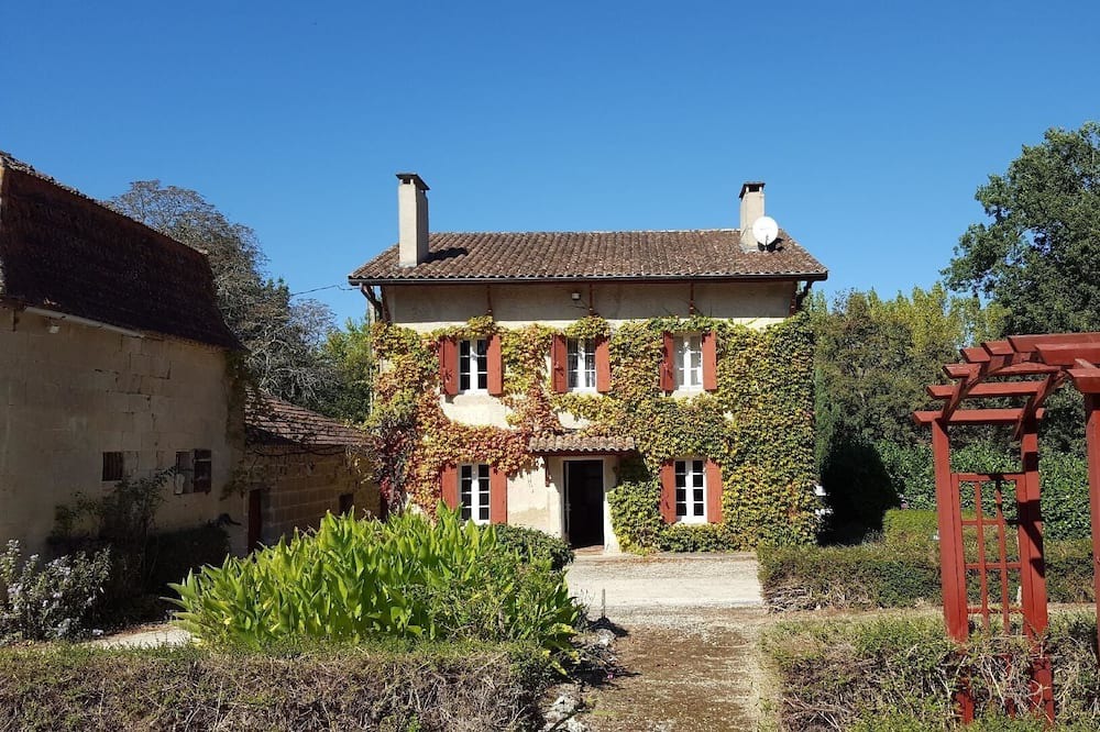 Photo of Outdoor in Montignac-de-Lauzun