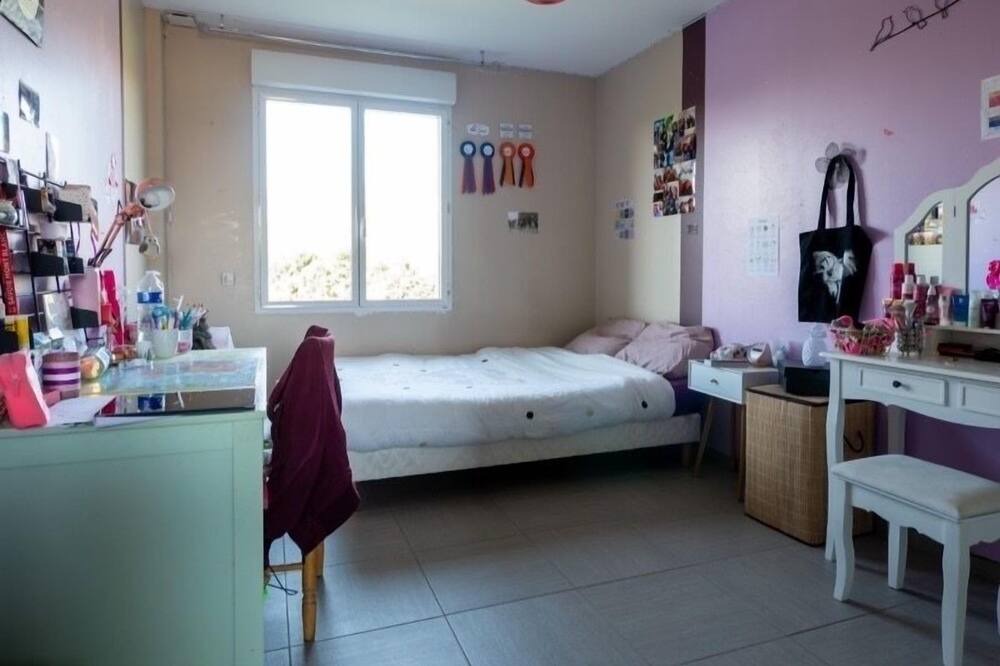 Photo of Bedroom in Neuville-sur-Sarthe