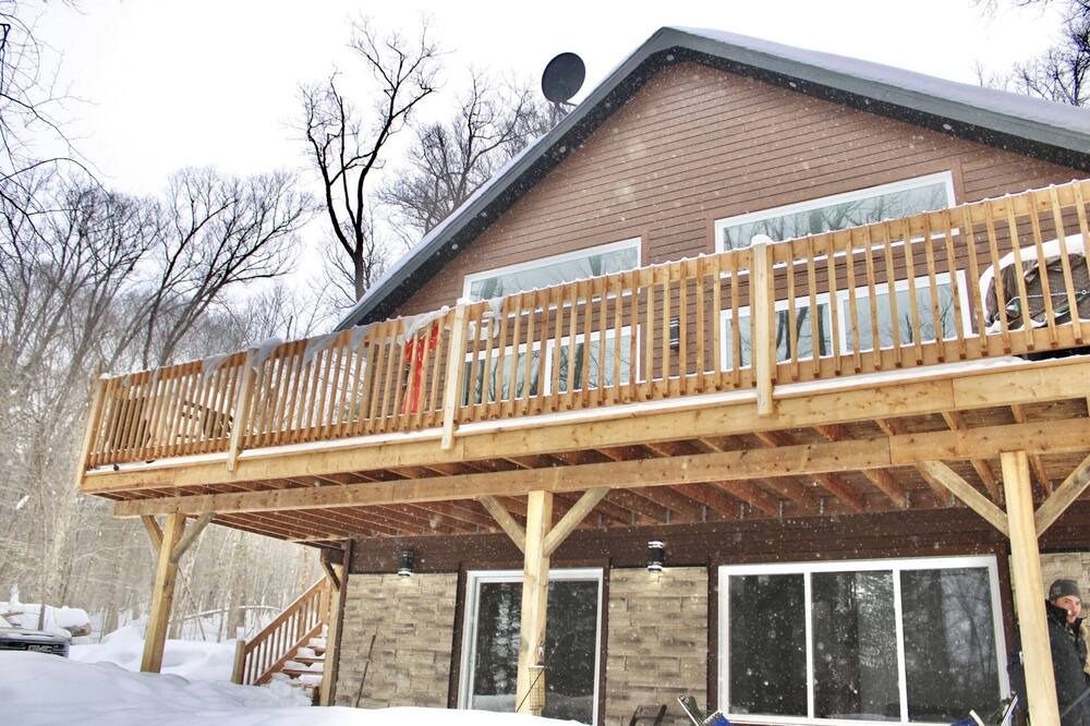 Photo of Outdoor in Amherst