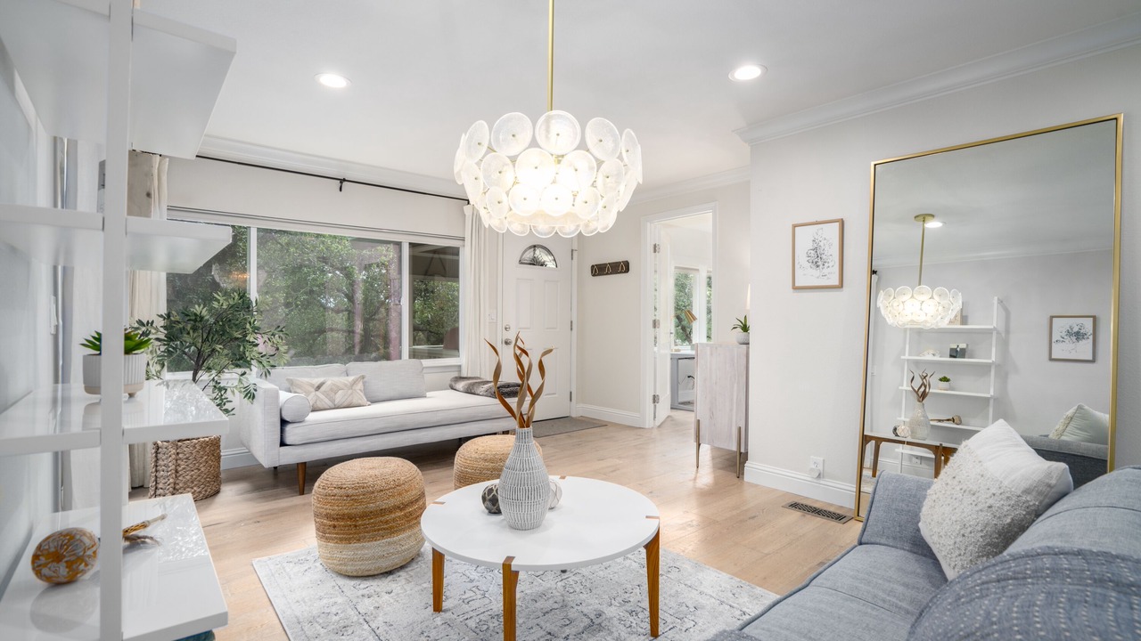Photo of Livingroom in Fetters Hot Springs-Agua Caliente