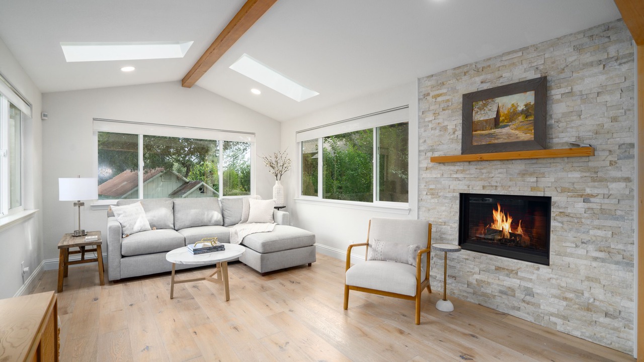 Photo of Livingroom in Fetters Hot Springs-Agua Caliente