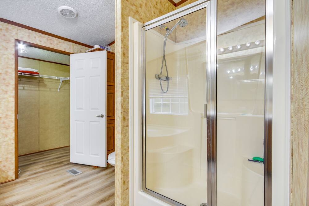 Photo of Bathroom in Newberry Shores