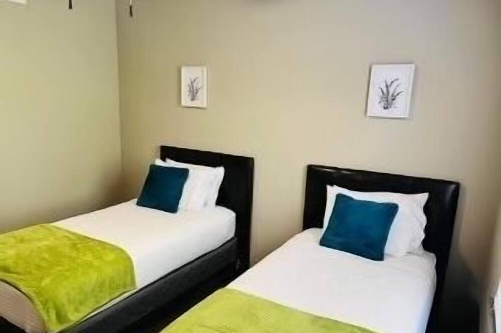 Photo of Bedroom in Grogan's Mill