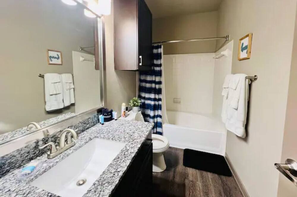 Photo of Bathroom in Grogan's Mill