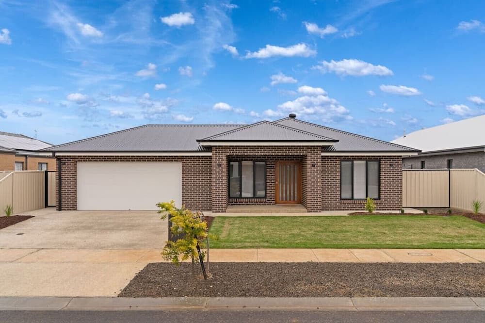 Photo of Others in Kialla