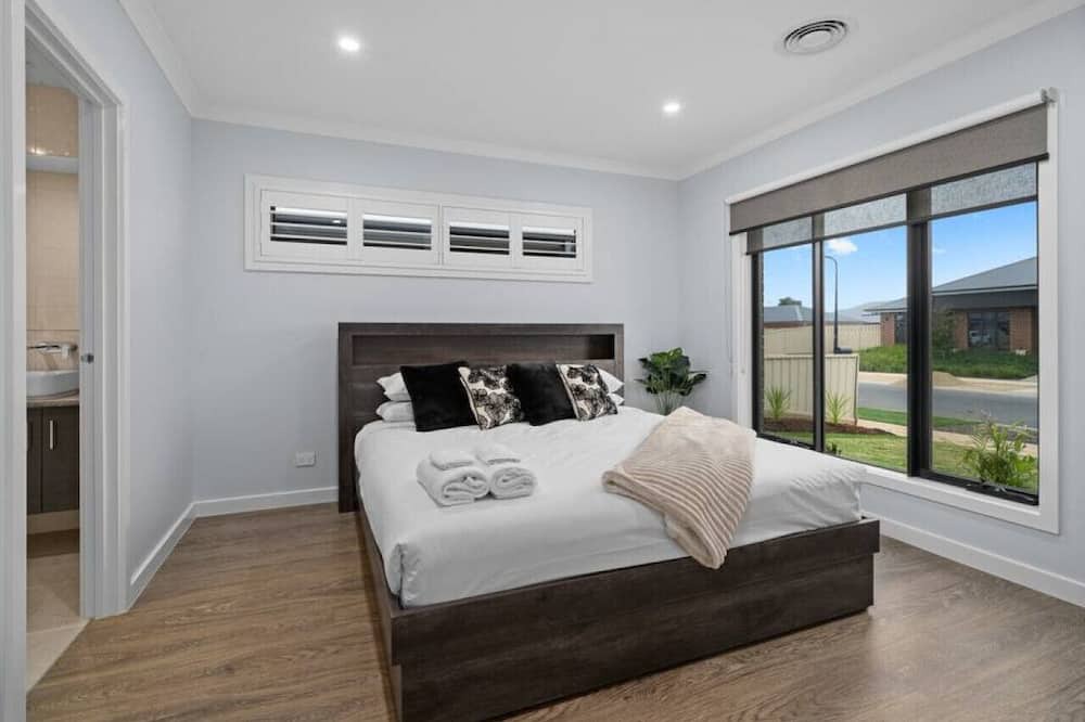 Photo of Others in Kialla