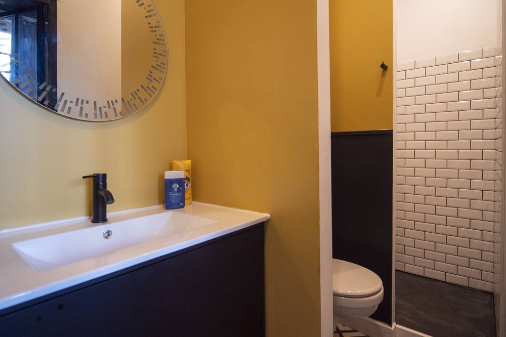 Photo of Bathroom in Saint-Nazaire