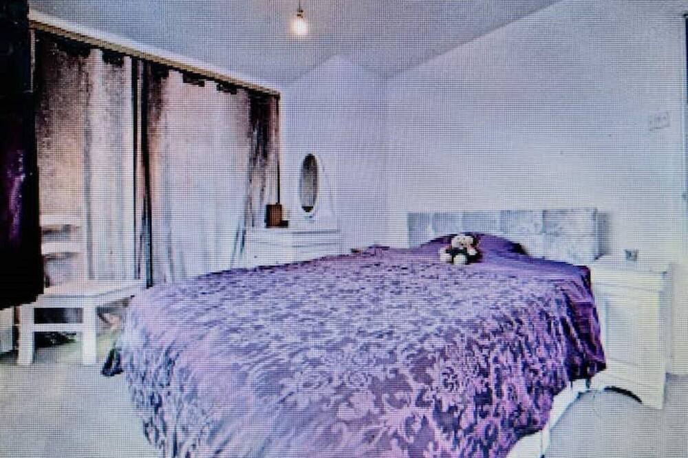 Photo of Bedroom in Walton-on-Thames