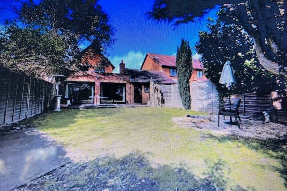 Photo of Outdoor in Walton-on-Thames