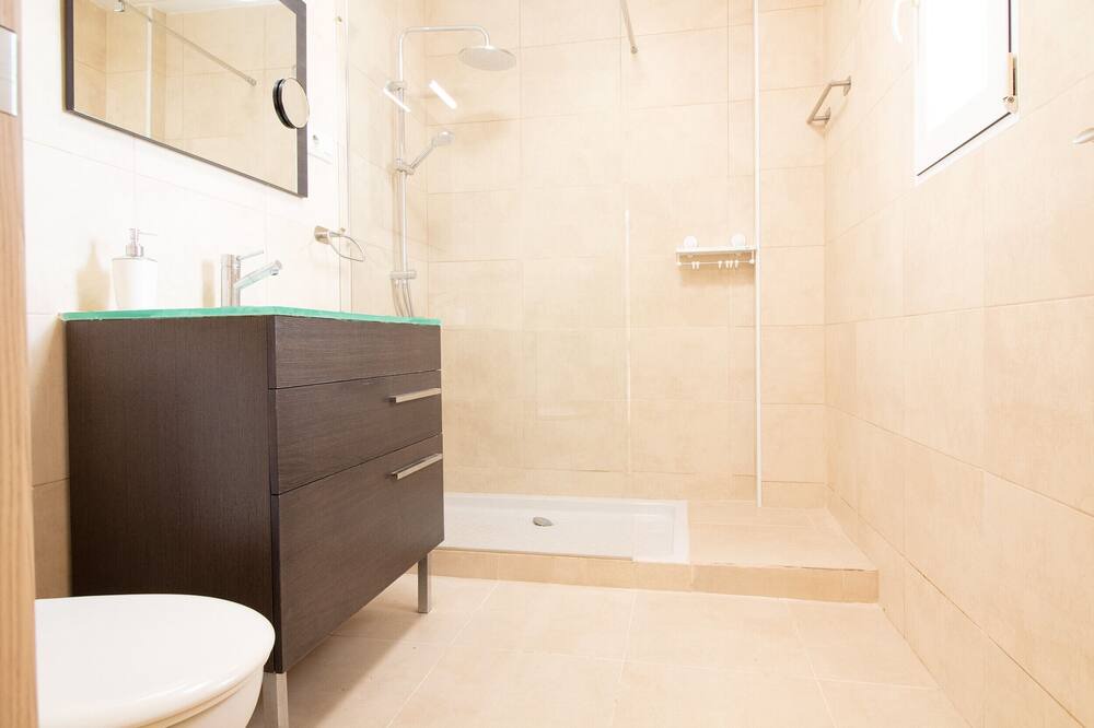 Photo of Bathroom in Gilet