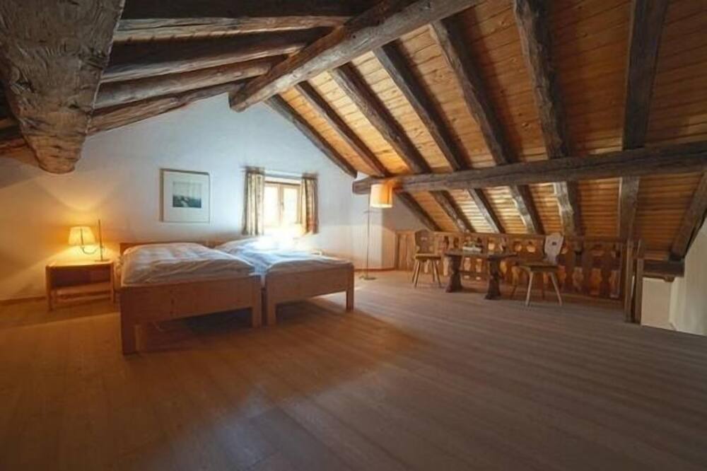 Photo of Bedroom in Bever