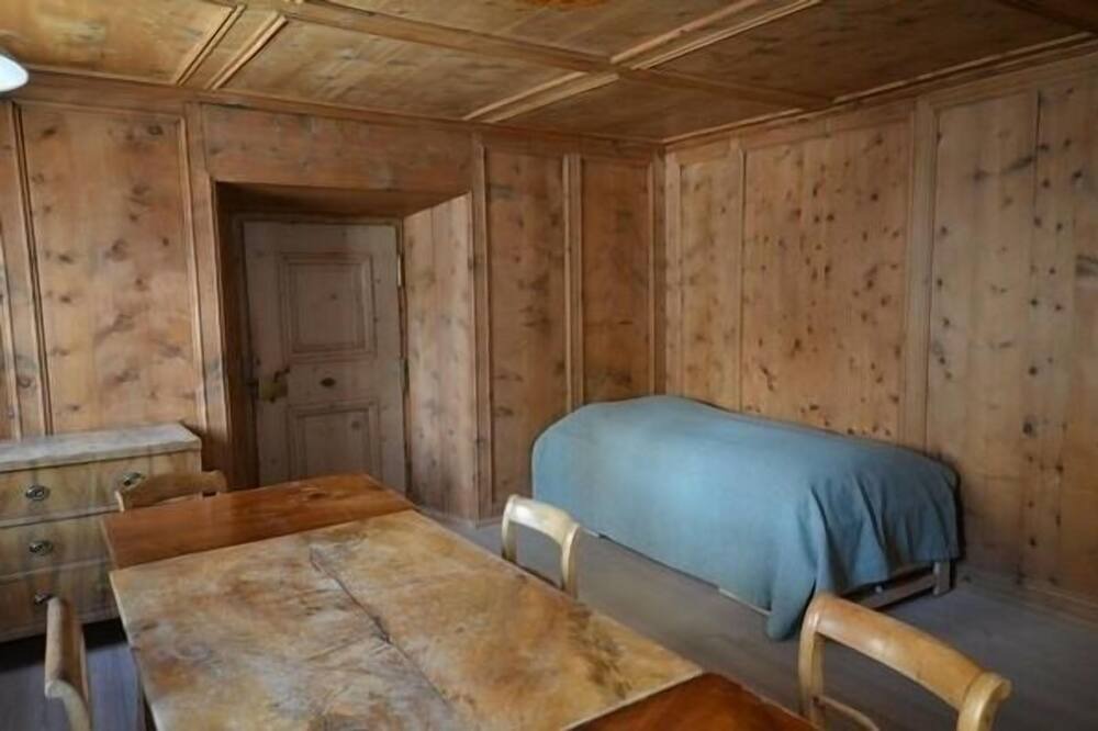 Photo of Bedroom in Bever