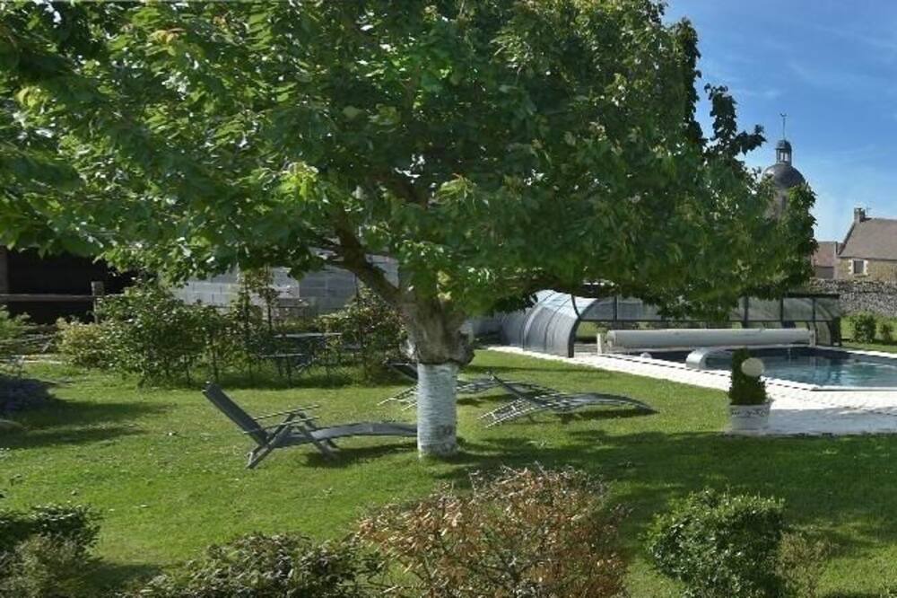 Photo of Outdoor in Saint-Wambert-des-Trois-Vallees