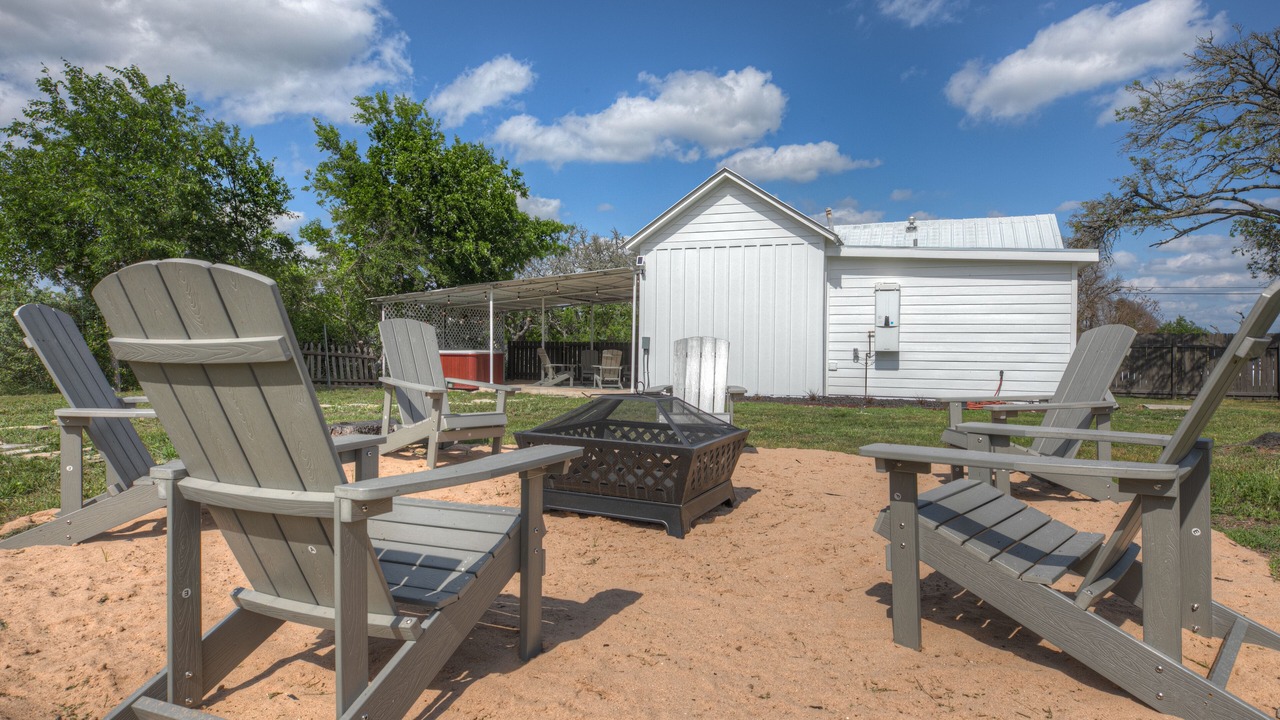 Photo of Outdoor in Harper