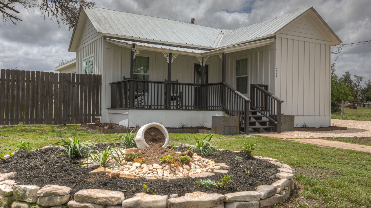 Photo of Outdoor in Harper
