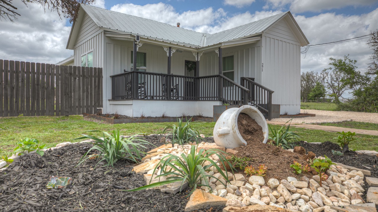 Photo of Outdoor in Harper