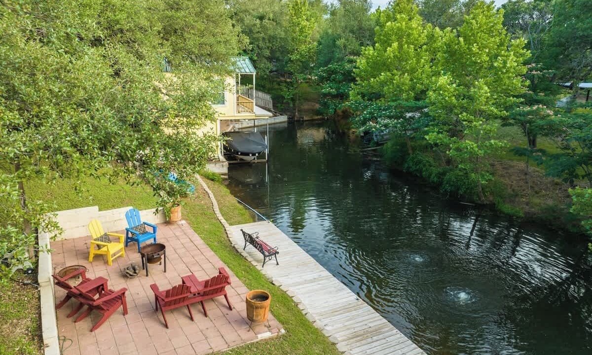 Photo of Outdoor in Kingsland