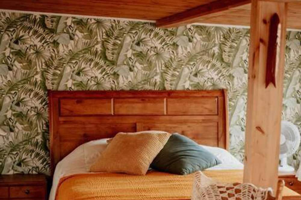 Photo of Bedroom in Saint-Laurent-de-l'ile d'Orleans