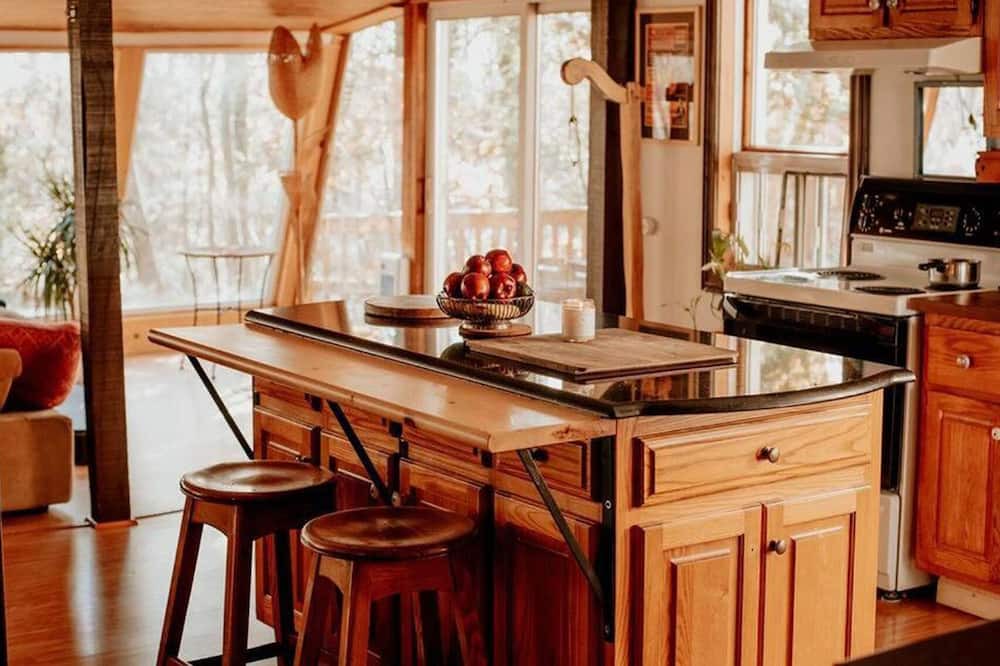 Photo of Kitchen in Saint-Laurent-de-l'ile d'Orleans