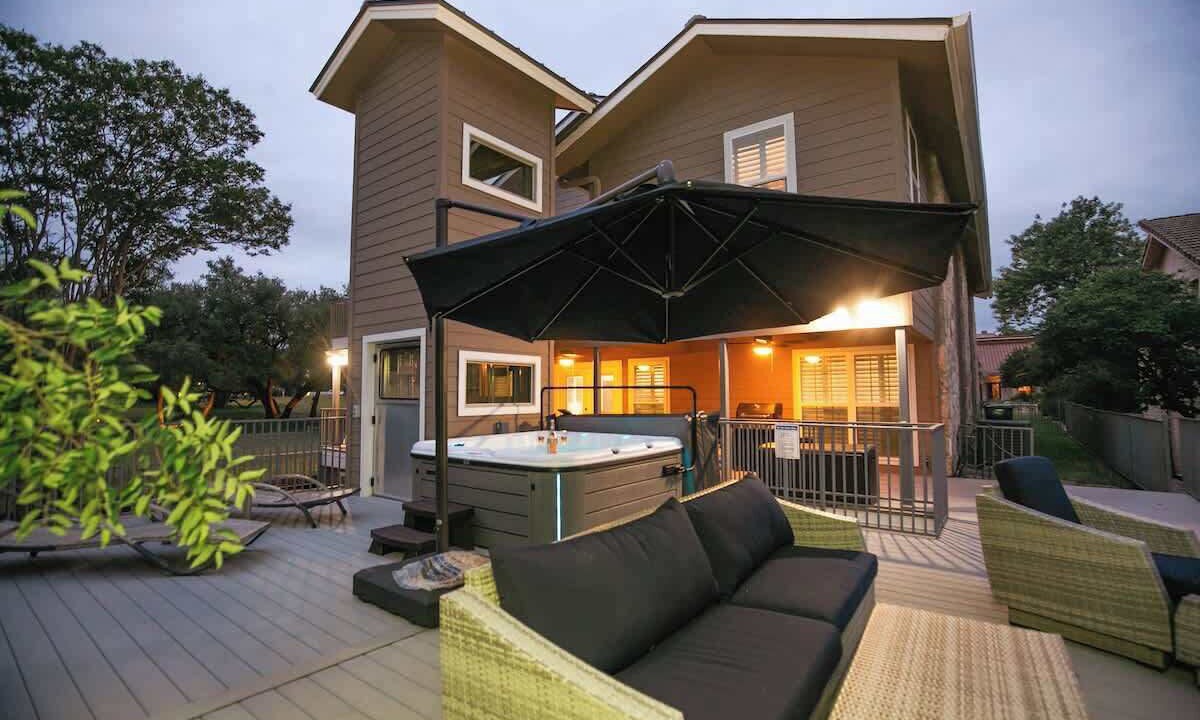 Photo of Patio Balcony in Horseshoe Bay