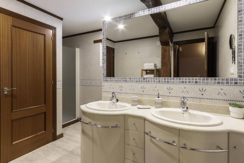 Photo of Bathroom in Castro Urdiales