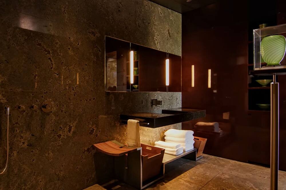 Photo of Bathroom in Desert Mountain
