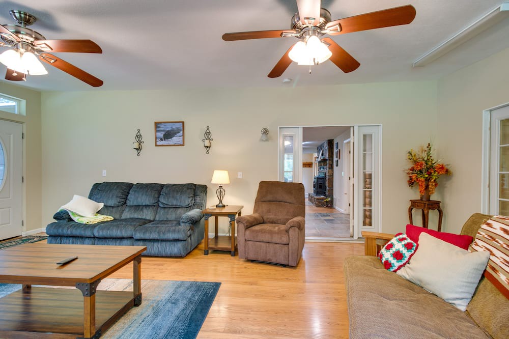 Photo of Livingroom in Diamond City