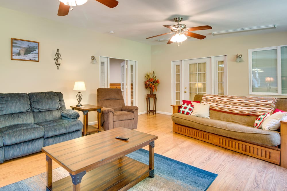 Photo of Livingroom in Diamond City