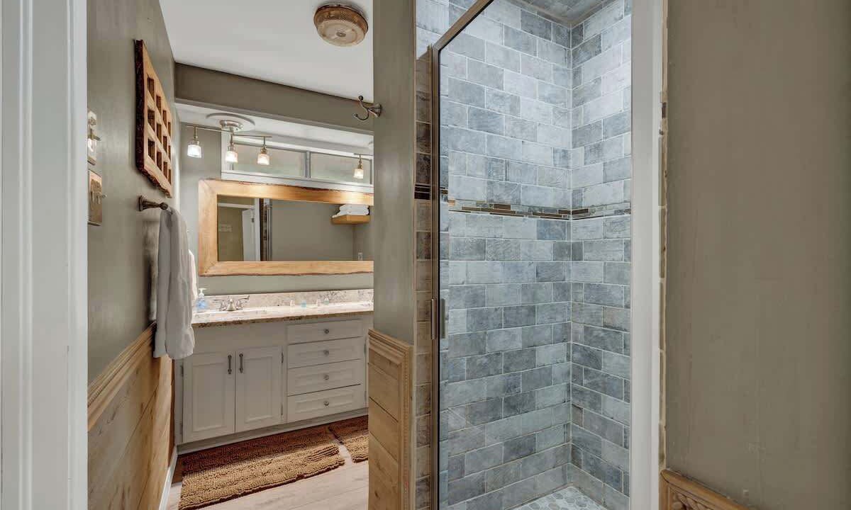 Photo of Bathroom in New Braunfels