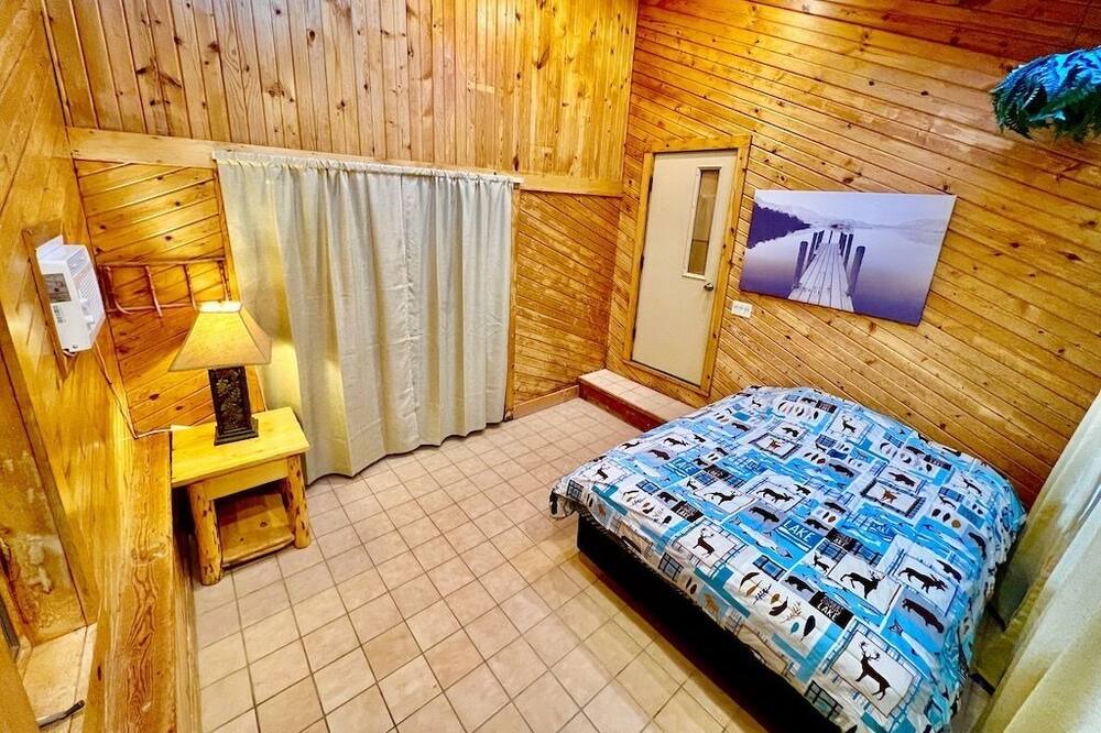 Photo of Bedroom in Lansing