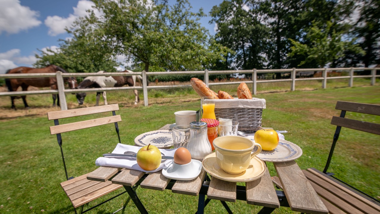 Photo of Others in Yebleron