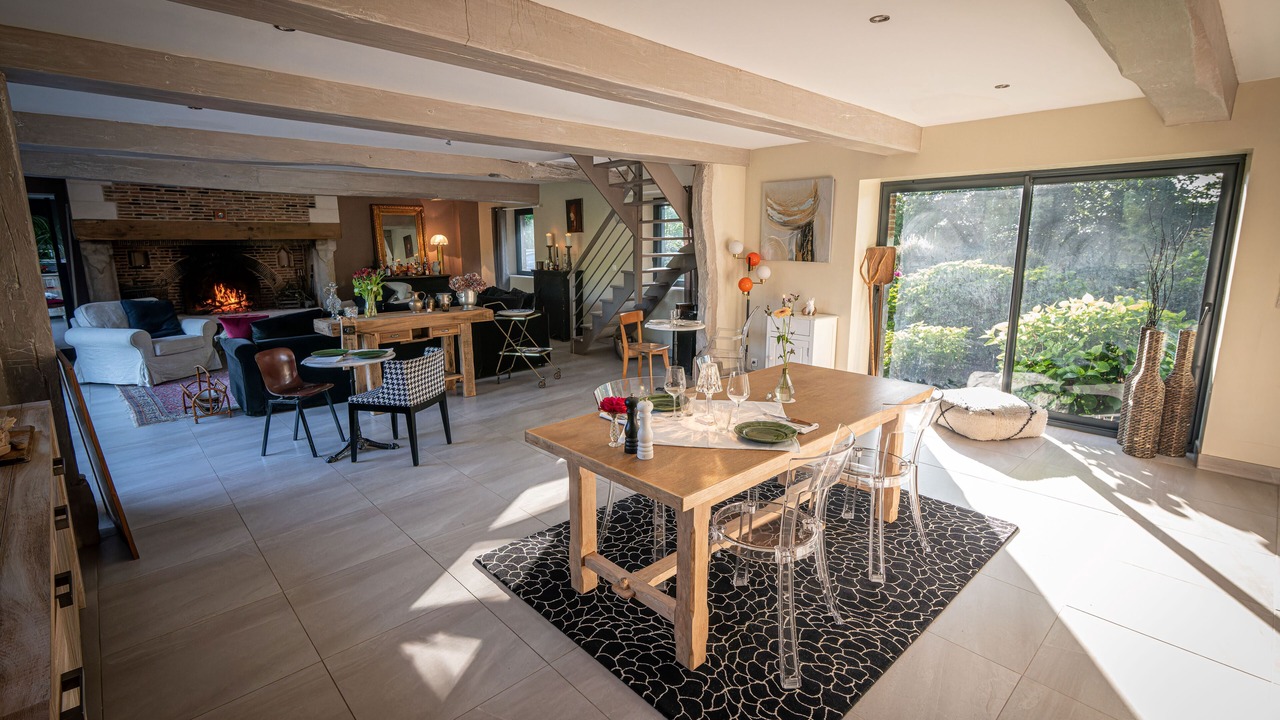 Photo of Others in Yebleron