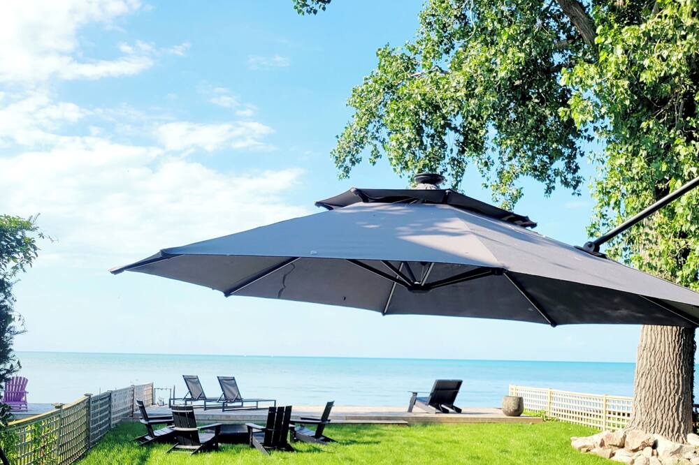 Photo of Outdoor in Lakeshore